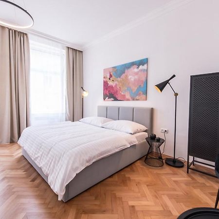 New Design Apt - Central Location Wenceslas Square Prague Exterior photo